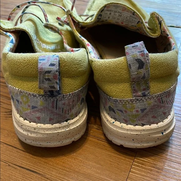 Hey Dude Green Loafers with Moccasin Toe and Slip-On Design - Picture 3 of 4